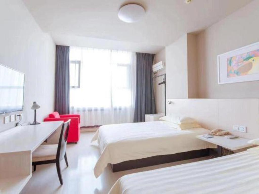 Jinjiang Inn Jinan Daminghu New Scenic Area Lishan Road מראה חיצוני תמונה